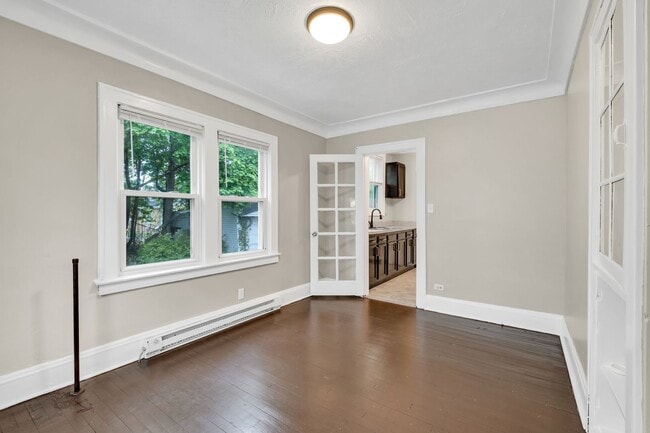 Building Photo - Single Family Home