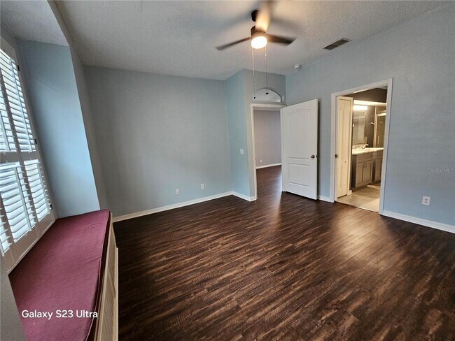 Building Photo - 9852 Bridgeton Dr