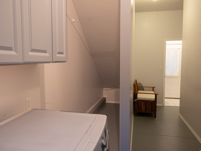 Building Photo - 4289 Silver Sage Cir