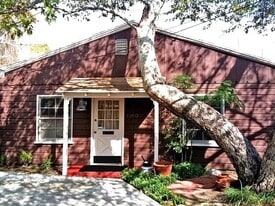 Building Photo - 1260 N Hudson Ave