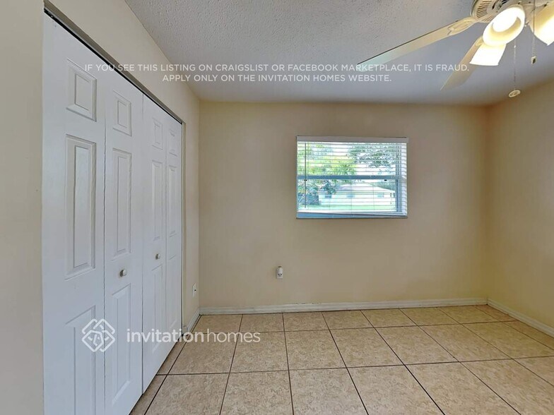 Building Photo - 1170 Brook Dr W