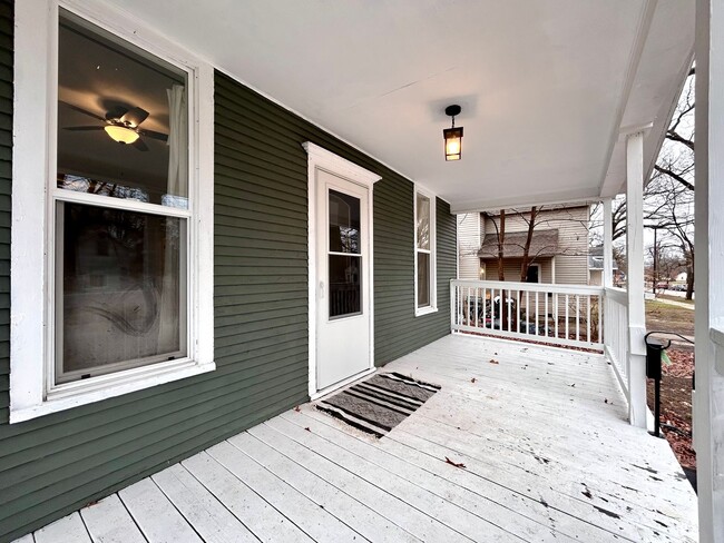 Building Photo - Three Bedroom Home in Muskegon