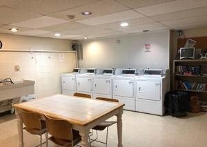 Building Photo - 200 Highland Ave