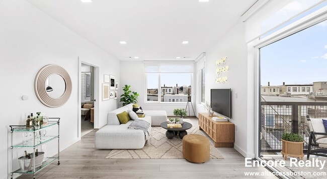 Building Photo - 144 Addison St