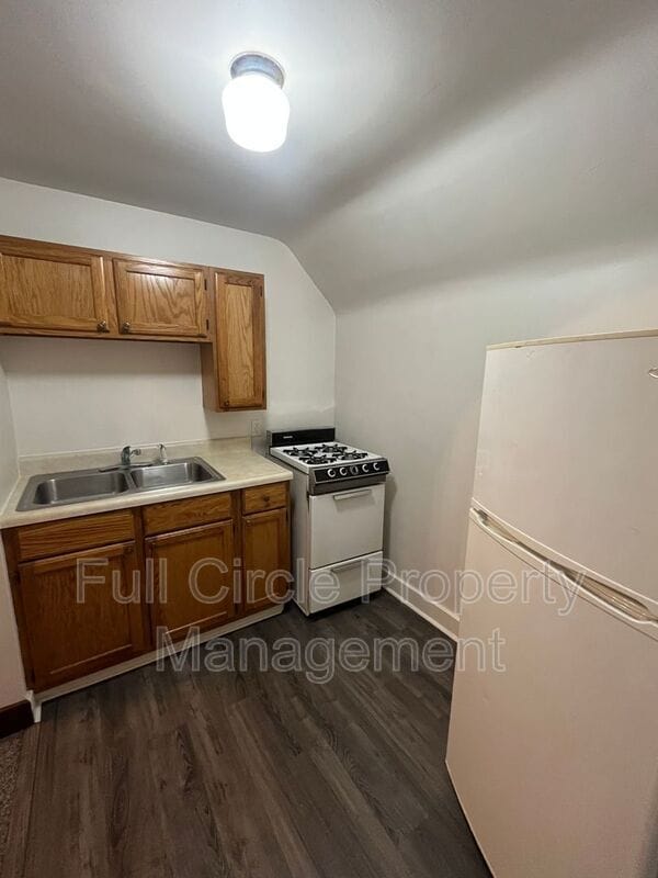 Building Photo - 2419 F St