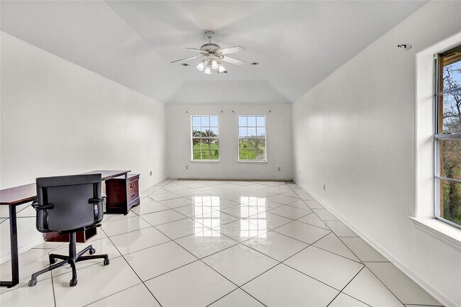 Building Photo - 9500 Bissell Rd