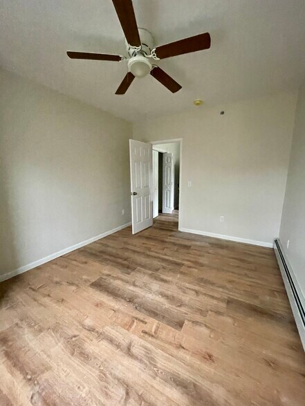 Building Photo - 720 Marion St