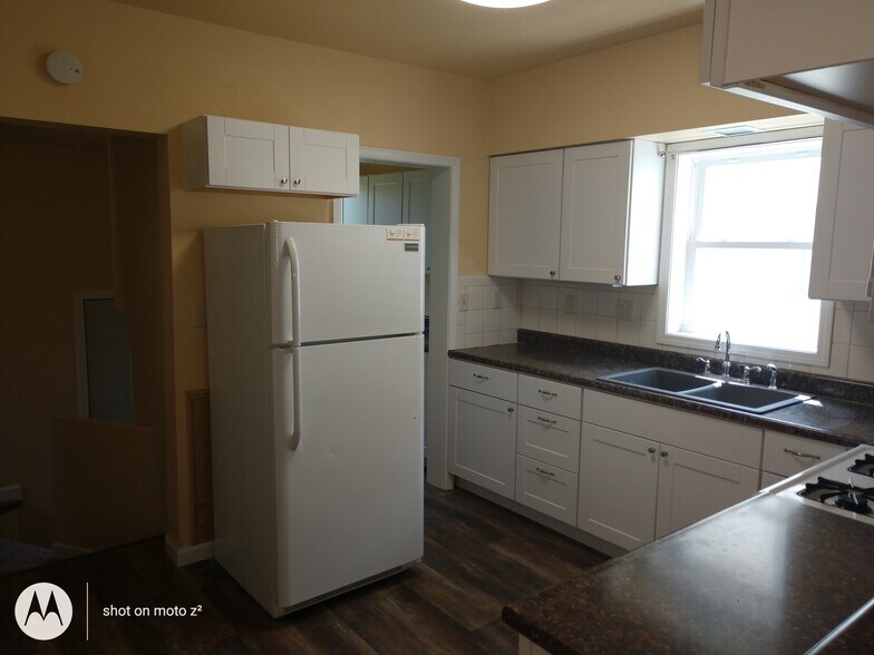 Kitchen (View 1) - 1527 South 10th Street