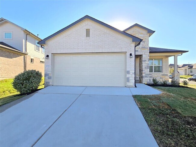 Building Photo - 10501 Gonzales Ranger Pass