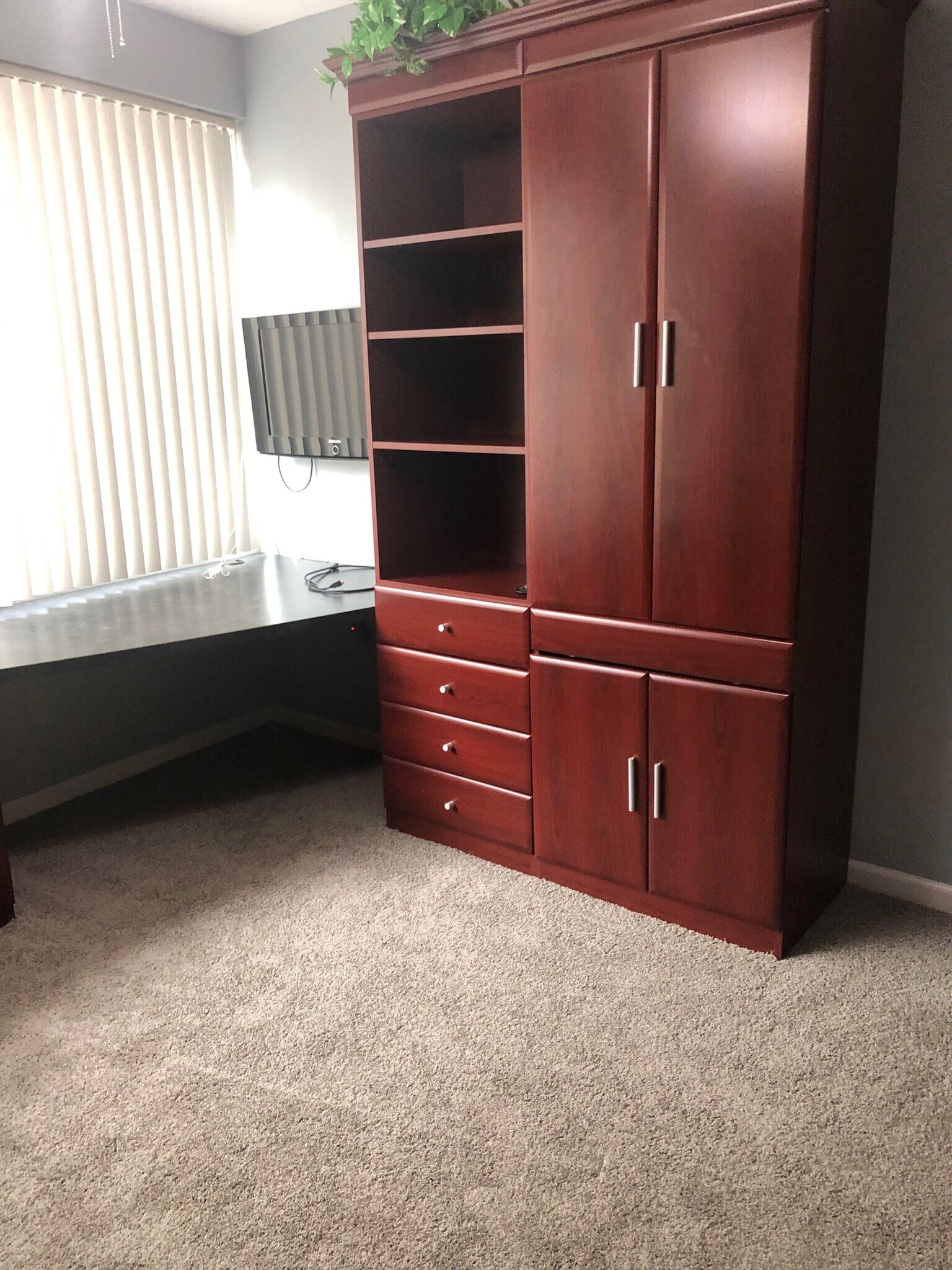 Built in office/2nd bedroom - 322 E Central