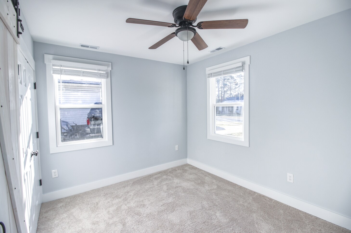 Building Photo - 515 flint st