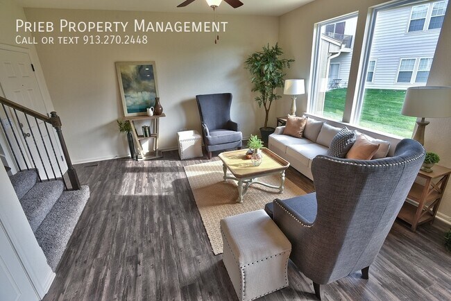 Building Photo - 8884 Inkster St