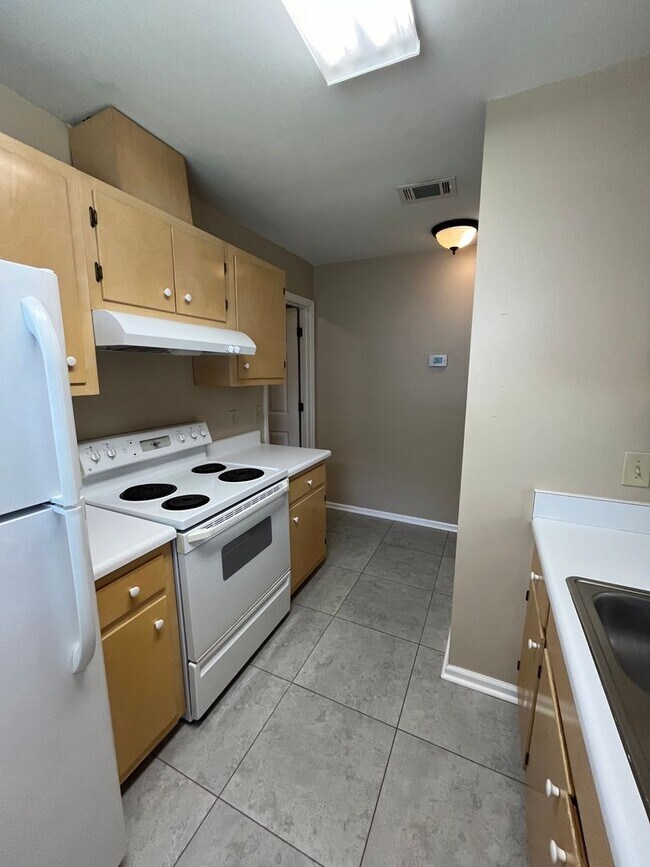 Building Photo - 4013 Catawba St
