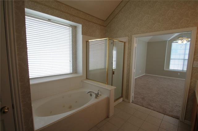 Building Photo - 1424 McKenzie Ct