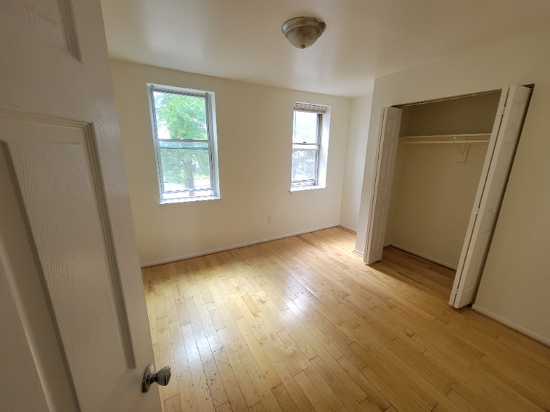 Building Photo - 1726 Druid Hill Ave