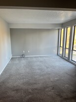 Building Photo - 33803 Electric Blvd