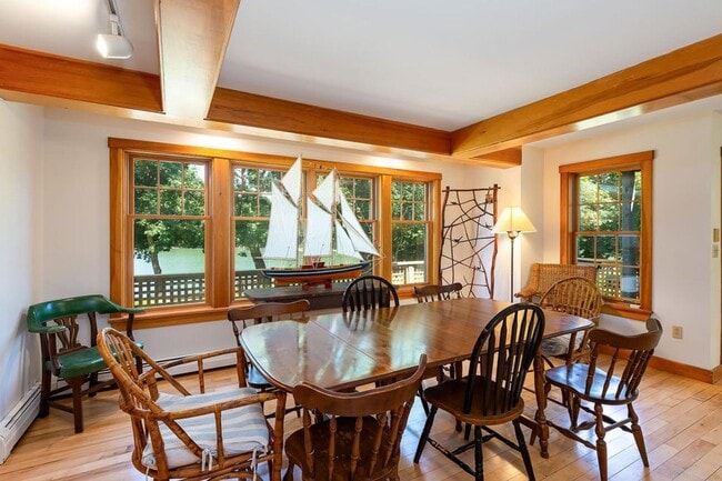 Building Photo - Gorgeous Harpswell Waterfront Property for...