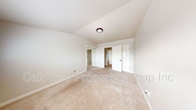 Building Photo - 2371 Downer Ave