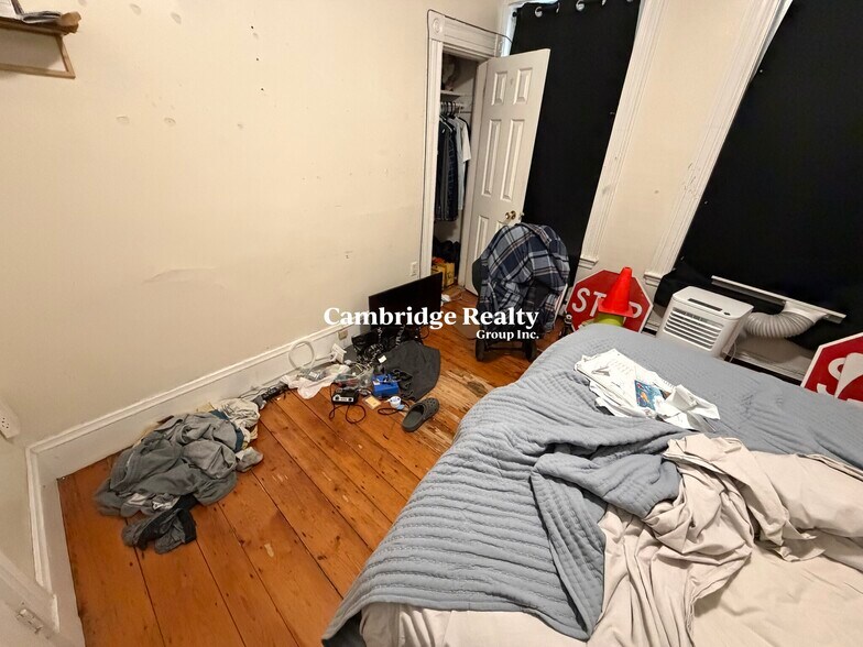 Building Photo - 15 Sewall St