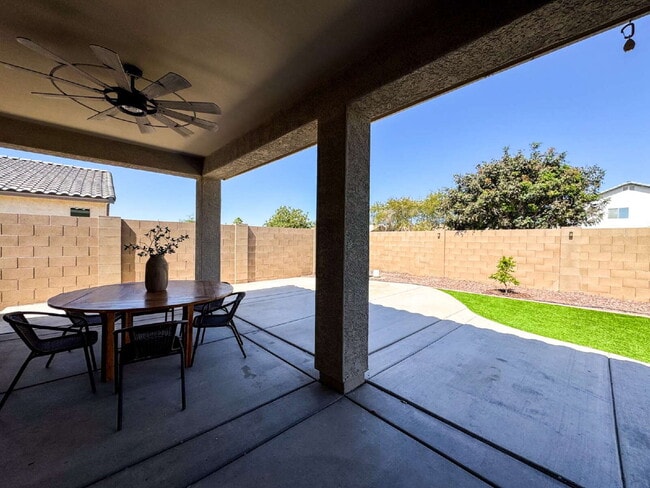 Building Photo - "Spacious 4-Bedroom, 2.5-Bathroom SOLAR Home in Mesa del Sol!"