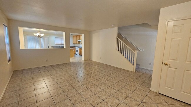 Building Photo - Beautiful 3 Bed 2 Bath Riverhaven - 2 story home!