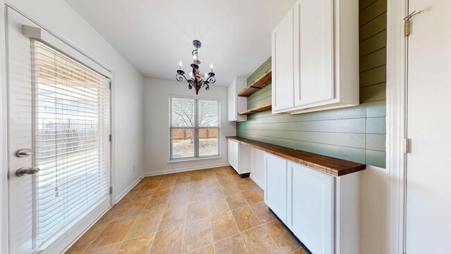 Building Photo - AVAILABLE NOW! Cozy 3 bed, 2 bath home in Wyndham Gates!