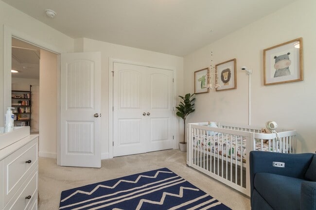 Building Photo - Spacious, Stylish & Move-In Ready! 3BR End Unit Townhome in Durham