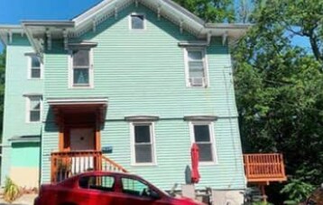 Building Photo - 17 Spruce St