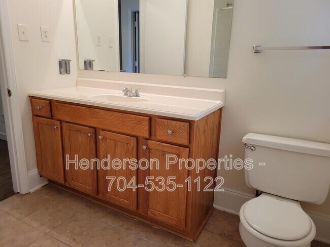 Building Photo - 5843 Haddington Dr