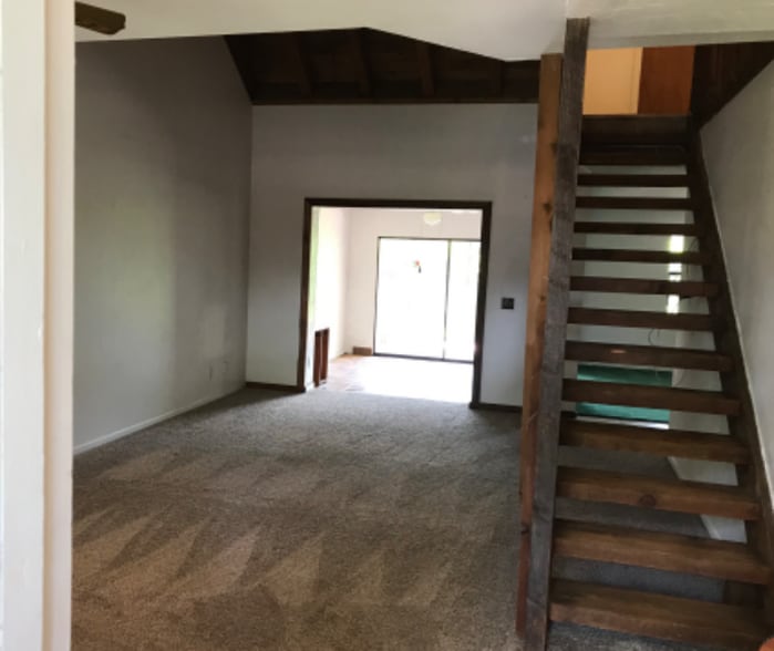 Building Photo - 187 NE 6th Ct