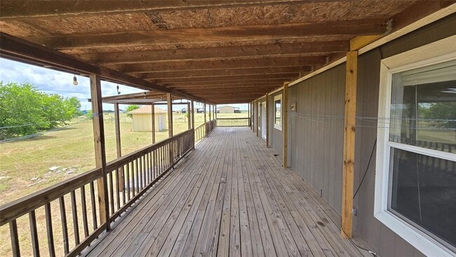 Building Photo - 148 Sunview Dr