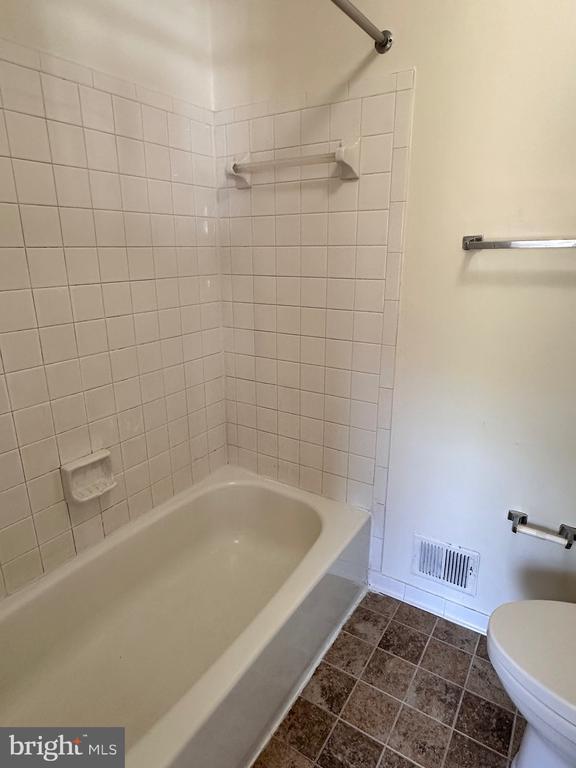 Building Photo - 7914 Forest Path Way