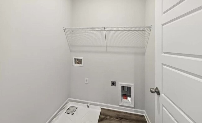 Building Photo - Welcome to Overlook at Marina Bay: Luxury and Comfort Combined