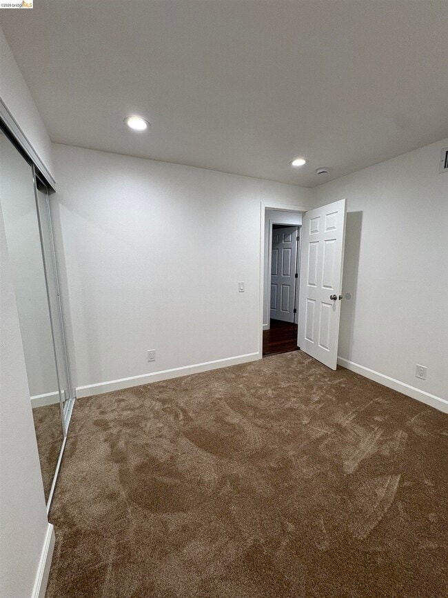 Building Photo - 1101 Hourglass Pl