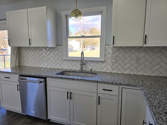 Building Photo - 3533 Cedar Post Rd