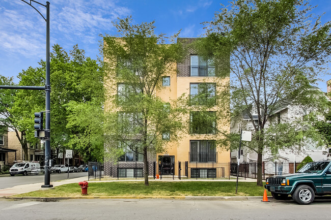 Building Photo - 3332 W Palmer St