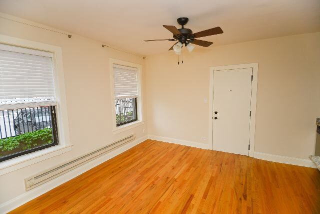 Building Photo - 618 W Patterson Ave