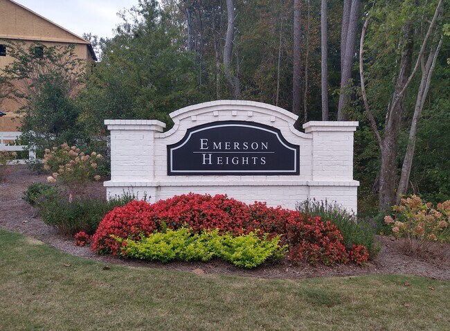 Building Photo - 419 Stovall Pl