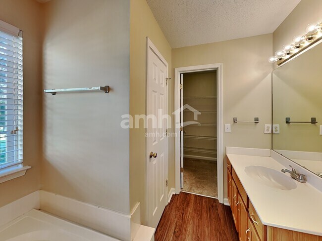 Building Photo - 4142 Appleton Hollow Ave NW