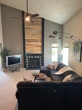 Building Photo - 1816 18th Ave