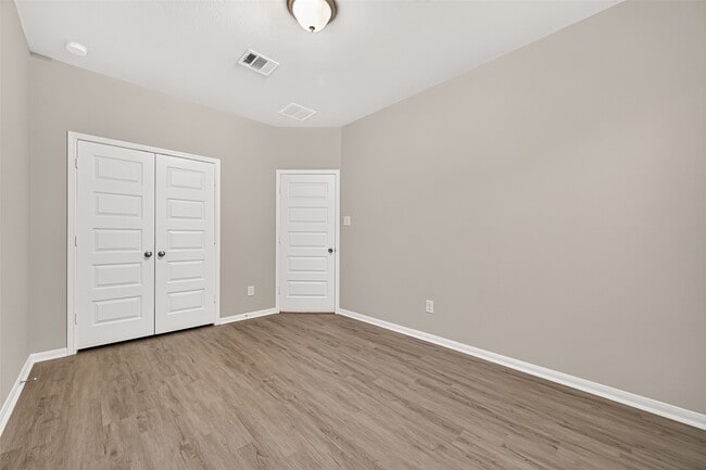 Building Photo - 30359 Limber Pines Dr