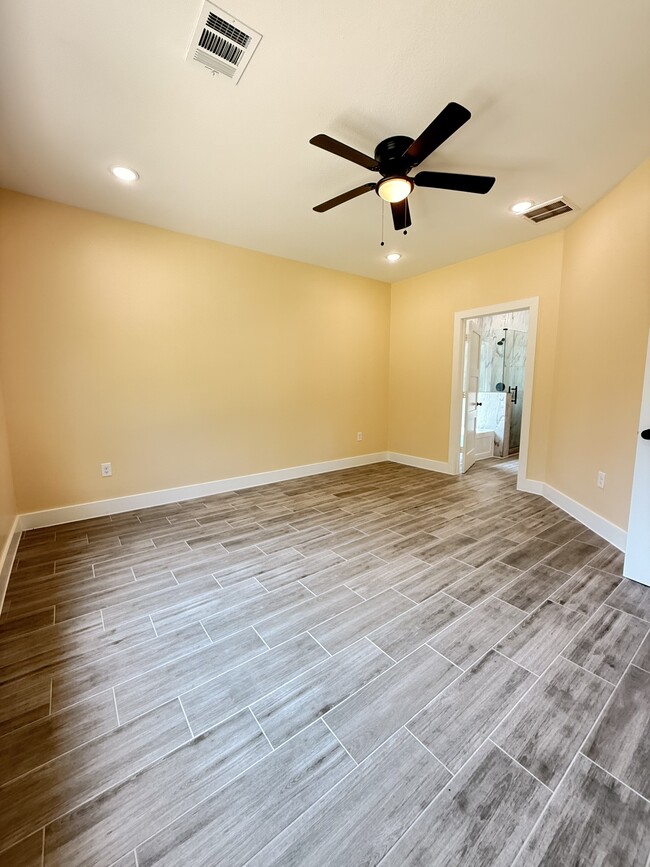 Building Photo - 14844 Coaltown Rd