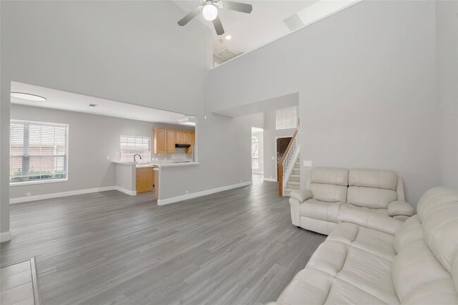 Building Photo - 2313 Hunters Run Dr