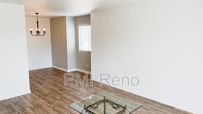 Building Photo - 2700 Plumas St