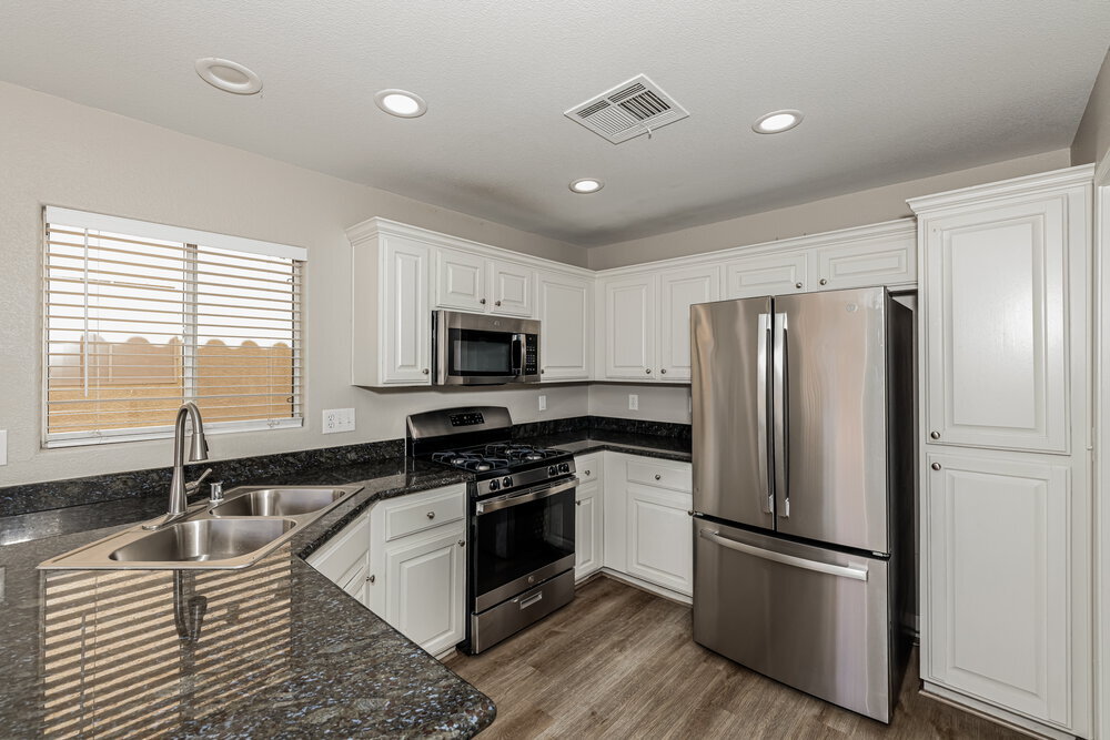 Building Photo - 6471 Brook Cottage Ln