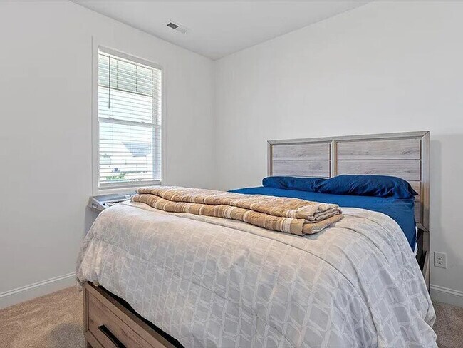Building Photo - Earn Wealth While Leasing – Like a Homeowner – Lease to Own