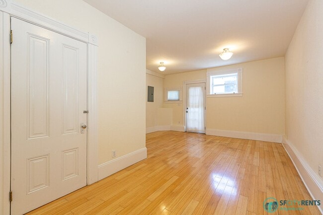 Building Photo - 1623 Noe St