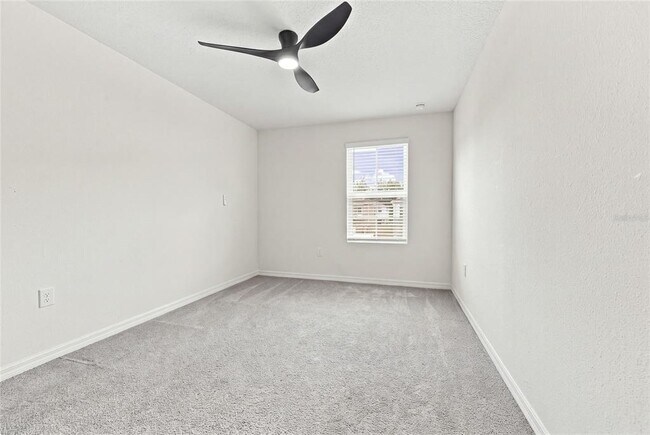 Building Photo - 5166 SW 48th Ln