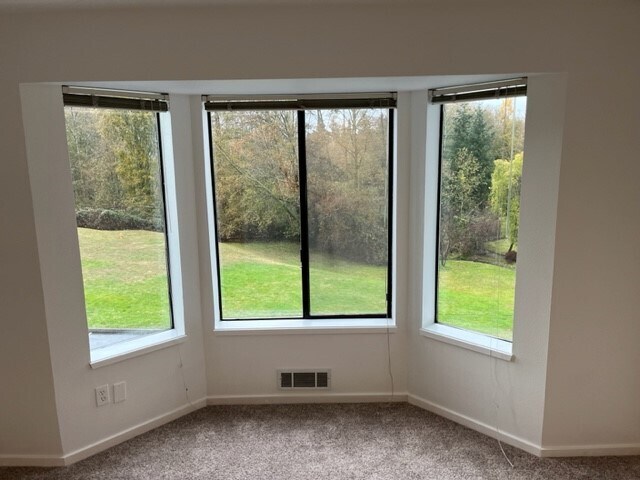 West facing 2nd bed - 1224 6th Ave S