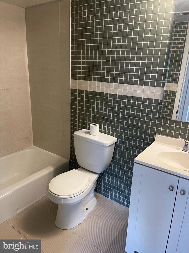 Building Photo - 7095 Spring Garden Dr